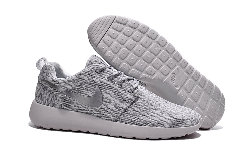 flyknit roshe runs