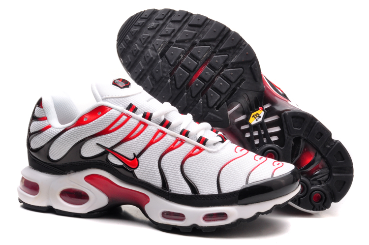 crampon nike noir et rouge